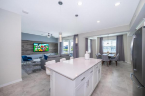 3131-102JJ STOREY LAKE, CONDO 2/2 LAKE VIEW